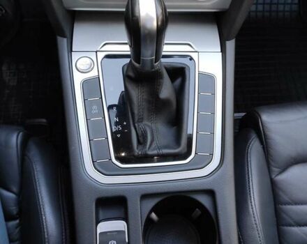 Синий Фольксваген Пассат, объемом двигателя 1.97 л и пробегом 225 тыс. км за 16300 $, фото 29 на Automoto.ua