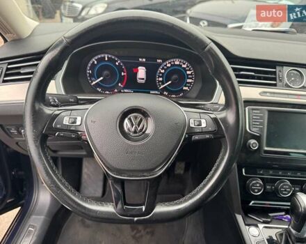 Синий Фольксваген Пассат, объемом двигателя 2 л и пробегом 332 тыс. км за 15990 $, фото 21 на Automoto.ua