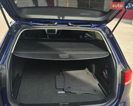 Синий Фольксваген Пассат, объемом двигателя 2 л и пробегом 219 тыс. км за 15600 $, фото 8 на Automoto.ua