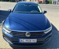 Синій Фольксваген Пассат, об'ємом двигуна 1.6 л та пробігом 240 тис. км за 15900 $, фото 1 на Automoto.ua