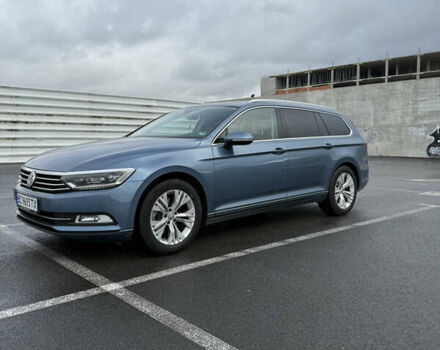 Фольксваген Пассат 2017 в Львове на Automoto.ua Синий Фольксваген Пассат, объемом двигателя 1.97 л и пробегом 217 тыс. км за 15800 $, фото 3 на Automoto.ua