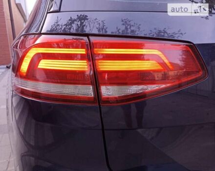 Синий Фольксваген Пассат, объемом двигателя 1.97 л и пробегом 225 тыс. км за 16300 $, фото 62 на Automoto.ua