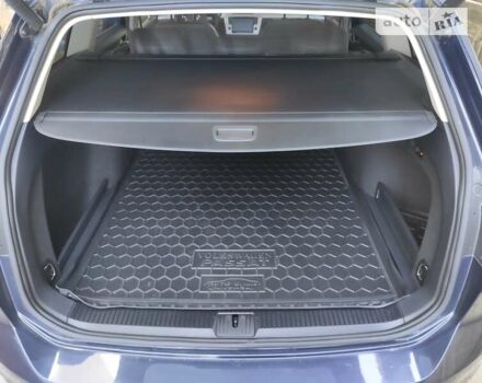 Синий Фольксваген Пассат, объемом двигателя 1.97 л и пробегом 225 тыс. км за 16300 $, фото 35 на Automoto.ua