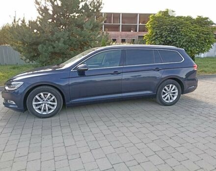 Синий Фольксваген Пассат, объемом двигателя 1.97 л и пробегом 225 тыс. км за 16300 $, фото 2 на Automoto.ua