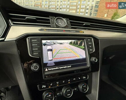 Фольксваген Пассат 2017 в Житомире на Automoto.ua Синий Фольксваген Пассат, объемом двигателя 2 л и пробегом 266 тыс. км за 17600 $, фото 20 на Automoto.ua
