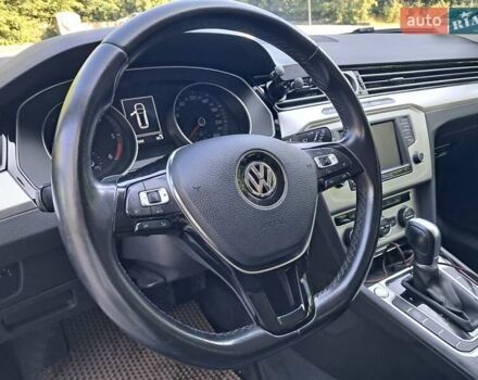 Синій Фольксваген Пассат, об'ємом двигуна 1.6 л та пробігом 282 тис. км за 14000 $, фото 14 на Automoto.ua