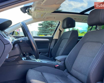 Синий Фольксваген Пассат, объемом двигателя 1.6 л и пробегом 197 тыс. км за 17500 $, фото 16 на Automoto.ua