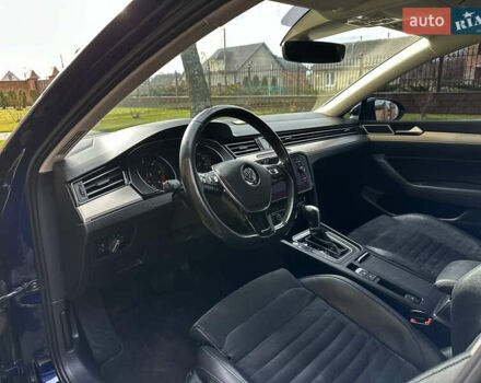 Синий Фольксваген Пассат, объемом двигателя 2 л и пробегом 289 тыс. км за 16799 $, фото 17 на Automoto.ua