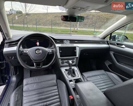 Синий Фольксваген Пассат, объемом двигателя 1.97 л и пробегом 218 тыс. км за 17500 $, фото 27 на Automoto.ua