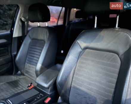 Синій Фольксваген Пассат, об'ємом двигуна 2 л та пробігом 294 тис. км за 15200 $, фото 24 на Automoto.ua