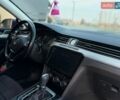 Синій Фольксваген Пассат, об'ємом двигуна 2 л та пробігом 261 тис. км за 15800 $, фото 39 на Automoto.ua