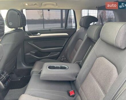 Синій Фольксваген Пассат, об'ємом двигуна 1.97 л та пробігом 321 тис. км за 14700 $, фото 8 на Automoto.ua