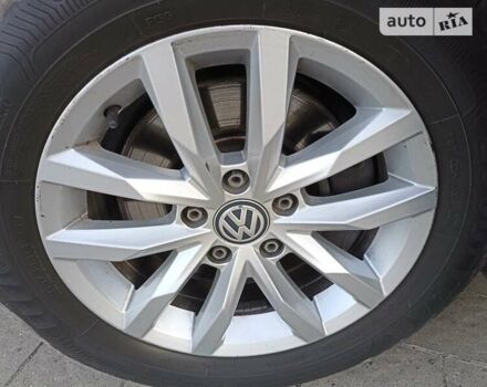 Синий Фольксваген Пассат, объемом двигателя 1.97 л и пробегом 225 тыс. км за 16300 $, фото 56 на Automoto.ua