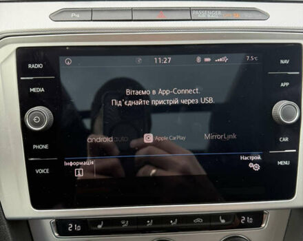 Фольксваген Пассат 2017 в Львове на Automoto.ua Синий Фольксваген Пассат, объемом двигателя 1.97 л и пробегом 217 тыс. км за 15800 $, фото 55 на Automoto.ua