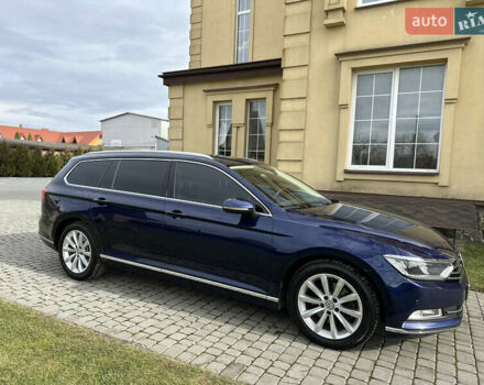 Синий Фольксваген Пассат, объемом двигателя 2 л и пробегом 289 тыс. км за 16799 $, фото 5 на Automoto.ua