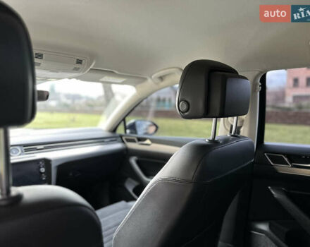 Синий Фольксваген Пассат, объемом двигателя 2 л и пробегом 289 тыс. км за 16799 $, фото 27 на Automoto.ua