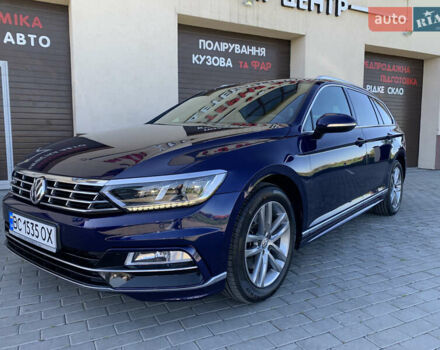 Синий Фольксваген Пассат, объемом двигателя 1.97 л и пробегом 219 тыс. км за 19300 $, фото 3 на Automoto.ua