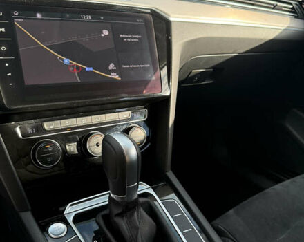 Синий Фольксваген Пассат, объемом двигателя 2 л и пробегом 255 тыс. км за 16400 $, фото 34 на Automoto.ua