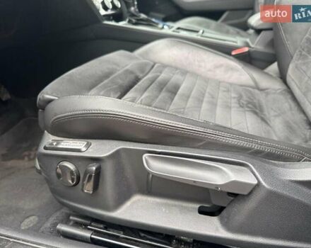 Синий Фольксваген Пассат, объемом двигателя 2 л и пробегом 332 тыс. км за 15990 $, фото 18 на Automoto.ua