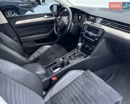 Синий Фольксваген Пассат, объемом двигателя 1.97 л и пробегом 269 тыс. км за 16700 $, фото 30 на Automoto.ua