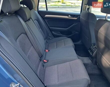 Синій Фольксваген Пассат, об'ємом двигуна 1.6 л та пробігом 282 тис. км за 14000 $, фото 22 на Automoto.ua