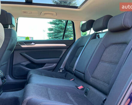 Синий Фольксваген Пассат, объемом двигателя 1.6 л и пробегом 197 тыс. км за 17500 $, фото 10 на Automoto.ua