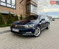 Фольксваген Пассат 2017 в Житомире на Automoto.ua Синий Фольксваген Пассат, объемом двигателя 2 л и пробегом 266 тыс. км за 17600 $, фото 1 на Automoto.ua