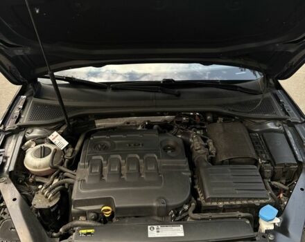 Синий Фольксваген Пассат, объемом двигателя 1.6 л и пробегом 220 тыс. км за 14500 $, фото 4 на Automoto.ua