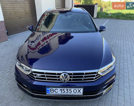 Синий Фольксваген Пассат, объемом двигателя 1.97 л и пробегом 219 тыс. км за 19300 $, фото 4 на Automoto.ua
