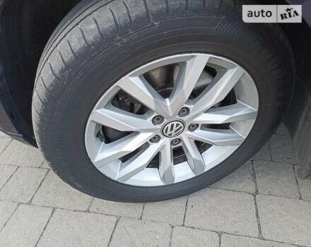 Синий Фольксваген Пассат, объемом двигателя 1.97 л и пробегом 225 тыс. км за 16300 $, фото 53 на Automoto.ua