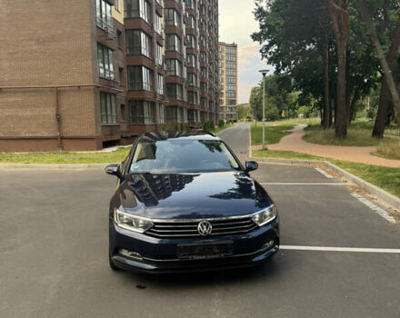 Синий Фольксваген Пассат, объемом двигателя 1.6 л и пробегом 219 тыс. км за 15200 $, фото 7 на Automoto.ua