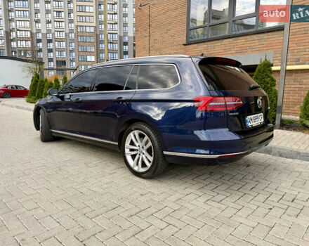 Фольксваген Пассат 2017 в Житомире на Automoto.ua Синий Фольксваген Пассат, объемом двигателя 2 л и пробегом 266 тыс. км за 17600 $, фото 5 на Automoto.ua