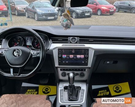 Синій Фольксваген Пассат, об'ємом двигуна 2 л та пробігом 248 тис. км за 17200 $, фото 19 на Automoto.ua