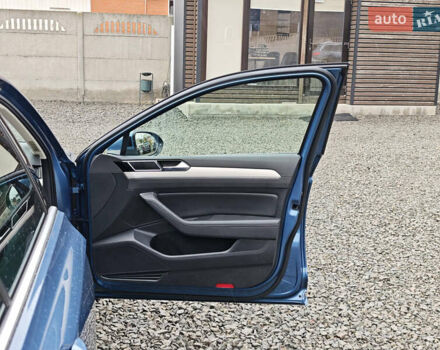 Фольксваген Пассат 2018 в Луцке на Automoto.ua Синий Фольксваген Пассат, объемом двигателя 2 л и пробегом 127 тыс. км за 24999 $, фото 56 на Automoto.ua