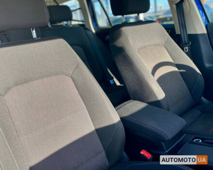 Синій Фольксваген Пассат, об'ємом двигуна 2 л та пробігом 231 тис. км за 17700 $, фото 20 на Automoto.ua