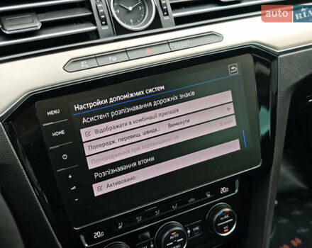 Фольксваген Пассат 2018 в Луцке на Automoto.ua Синий Фольксваген Пассат, объемом двигателя 2 л и пробегом 127 тыс. км за 24999 $, фото 31 на Automoto.ua