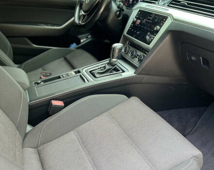 Синий Фольксваген Пассат, объемом двигателя 1.97 л и пробегом 287 тыс. км за 15950 $, фото 30 на Automoto.ua