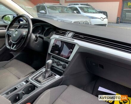 Синий Фольксваген Пассат, объемом двигателя 2 л и пробегом 250 тыс. км за 16200 $, фото 18 на Automoto.ua