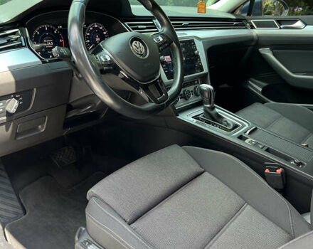 Синий Фольксваген Пассат, объемом двигателя 1.97 л и пробегом 287 тыс. км за 15950 $, фото 32 на Automoto.ua