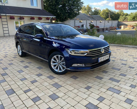 Синий Фольксваген Пассат, объемом двигателя 2 л и пробегом 300 тыс. км за 16900 $, фото 10 на Automoto.ua
