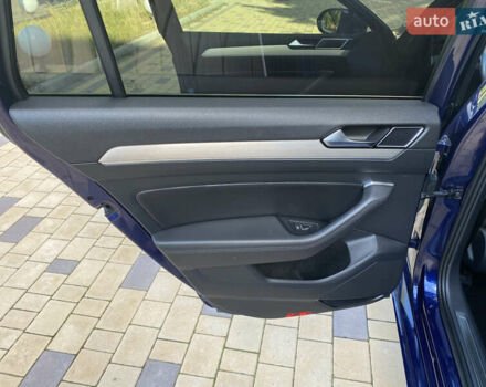 Синий Фольксваген Пассат, объемом двигателя 2 л и пробегом 300 тыс. км за 16900 $, фото 19 на Automoto.ua