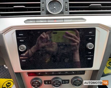 Синий Фольксваген Пассат, объемом двигателя 2 л и пробегом 250 тыс. км за 16200 $, фото 11 на Automoto.ua