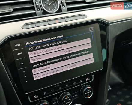 Фольксваген Пассат 2018 в Луцке на Automoto.ua Синий Фольксваген Пассат, объемом двигателя 2 л и пробегом 127 тыс. км за 24999 $, фото 34 на Automoto.ua