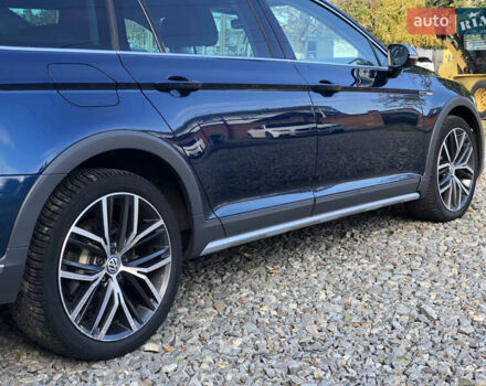Фольксваген Пассат 2019 в Черновцах на Automoto.ua Синий Фольксваген Пассат, объемом двигателя 1.97 л и пробегом 217 тыс. км за 21500 $, фото 10 на Automoto.ua