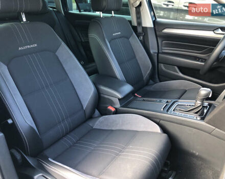 Фольксваген Пассат 2019 в Черновцах на Automoto.ua Синий Фольксваген Пассат, объемом двигателя 1.97 л и пробегом 217 тыс. км за 21500 $, фото 19 на Automoto.ua