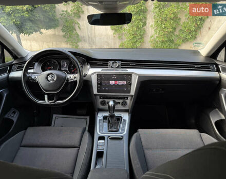 Синий Фольксваген Пассат, объемом двигателя 2 л и пробегом 222 тыс. км за 16999 $, фото 36 на Automoto.ua