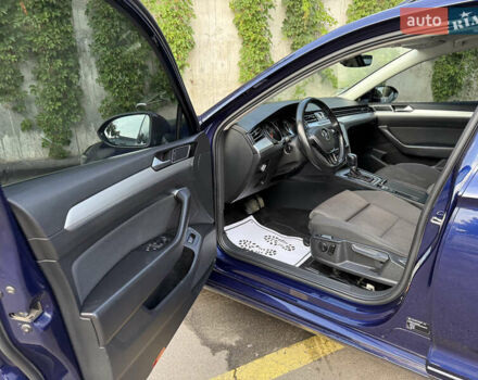 Синий Фольксваген Пассат, объемом двигателя 2 л и пробегом 222 тыс. км за 16999 $, фото 20 на Automoto.ua