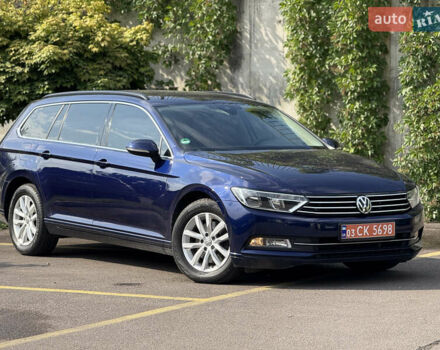 Синий Фольксваген Пассат, объемом двигателя 2 л и пробегом 222 тыс. км за 16999 $, фото 8 на Automoto.ua