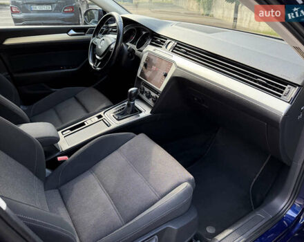 Синий Фольксваген Пассат, объемом двигателя 2 л и пробегом 222 тыс. км за 16999 $, фото 42 на Automoto.ua