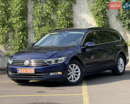Синий Фольксваген Пассат, объемом двигателя 2 л и пробегом 222 тыс. км за 16999 $, фото 12 на Automoto.ua